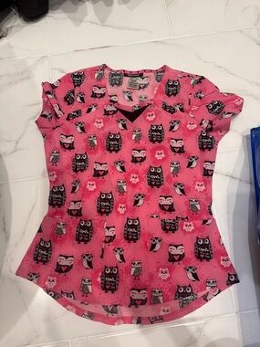 BIG BUNDLE OF SCRUB TOPS 13